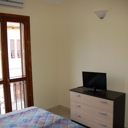 Beb 2000 Hotel Sassari Exterior foto